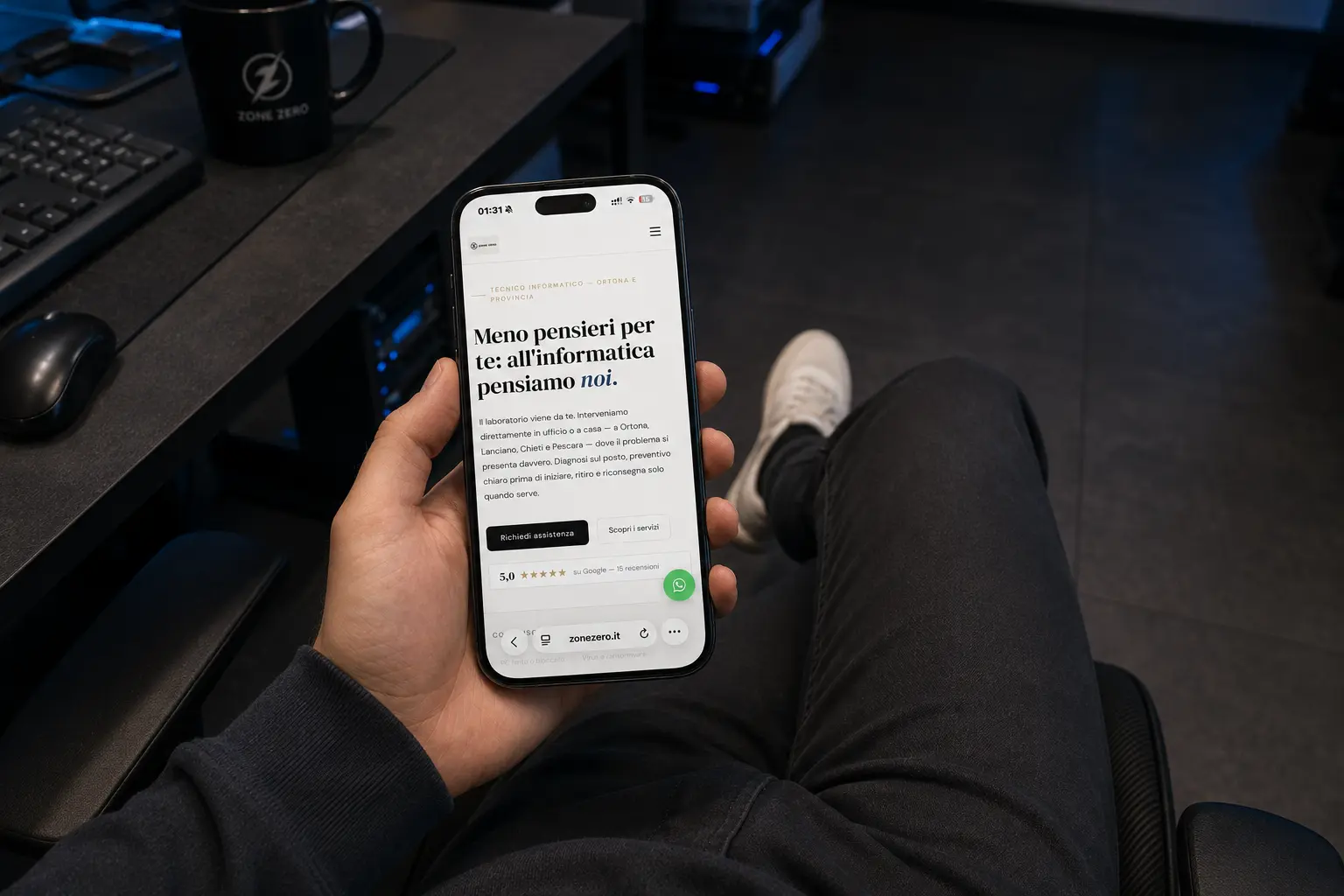 Sito Zone Zero consultato da smartphone